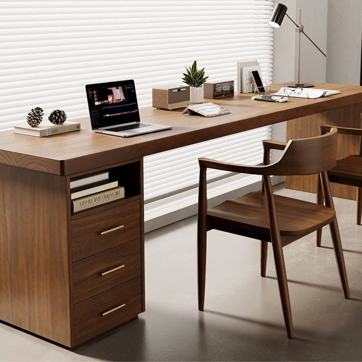 Small Space, Big Impact: Choosing the Right Desk for Compact Rooms